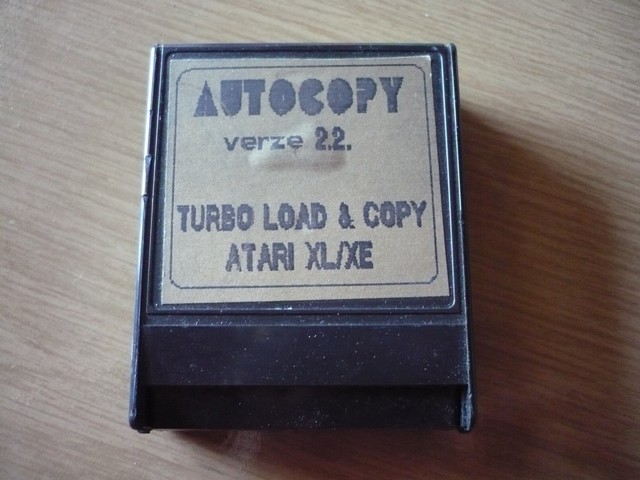 kartridz_(atari)_roznovpr_flop_vzad.jpg, 66 kB