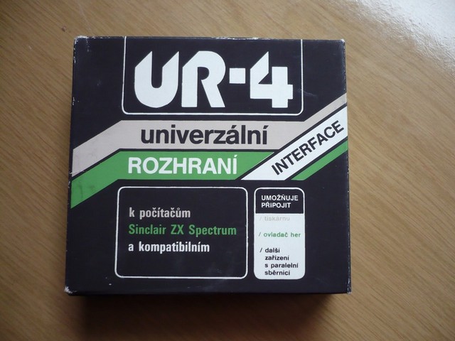 kartridz_interface_ur4_krabicepred.jpg, 95 kB