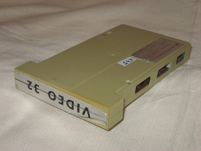 modul_iq151_video32_spod.jpg, 95 kB