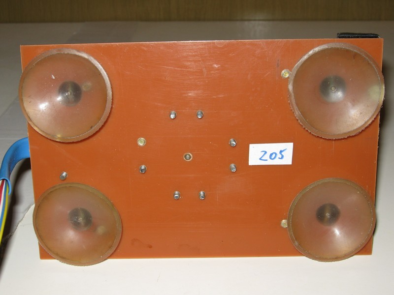 ovladac_joystick_homemade_velkycervenytlacitko_vzad.jpg, 78 kB
