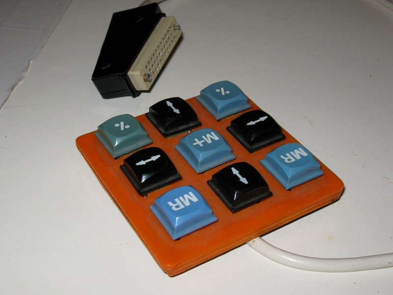 ovladac_joystick_homemade_zkalkulacky_vrch.jpg, 75 kB