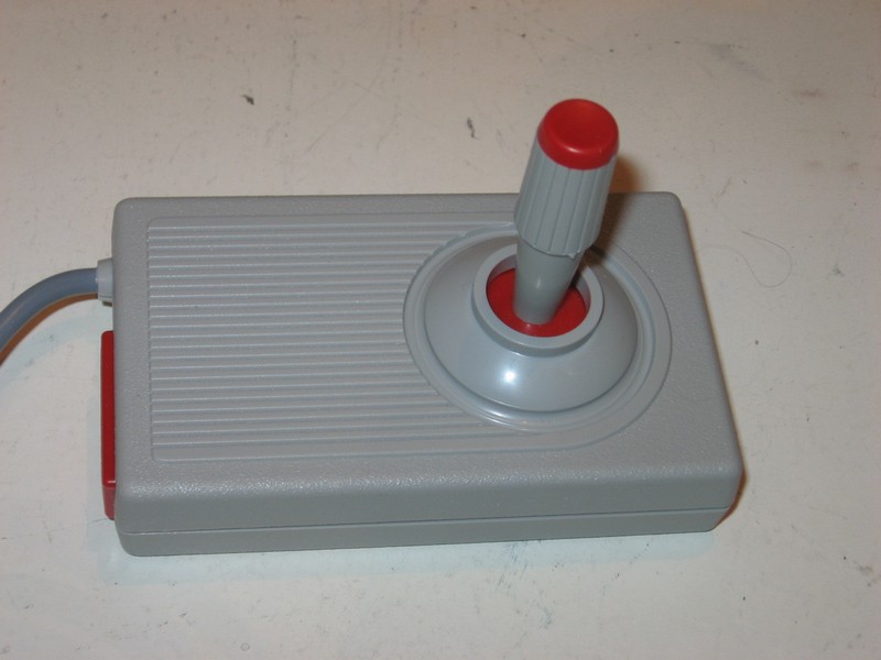 ovladac_joystick_tesla_k20_pred.jpg, 71 kB