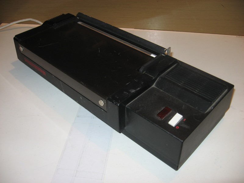 plotr_gama_gamacentrum01cerna_spod.jpg, 71 kB