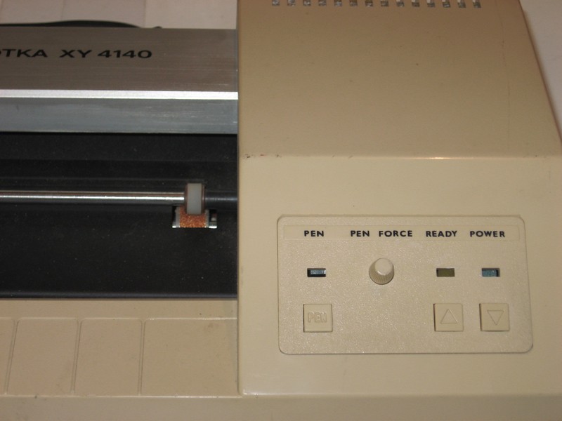 plotr_laboratornipristrojepraha_xy4140_detail.jpg, 67 kB