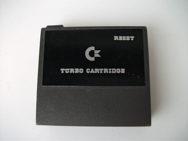 cartridze_commodore_homemade_turbocartridge_pred.jpg, 103 kB