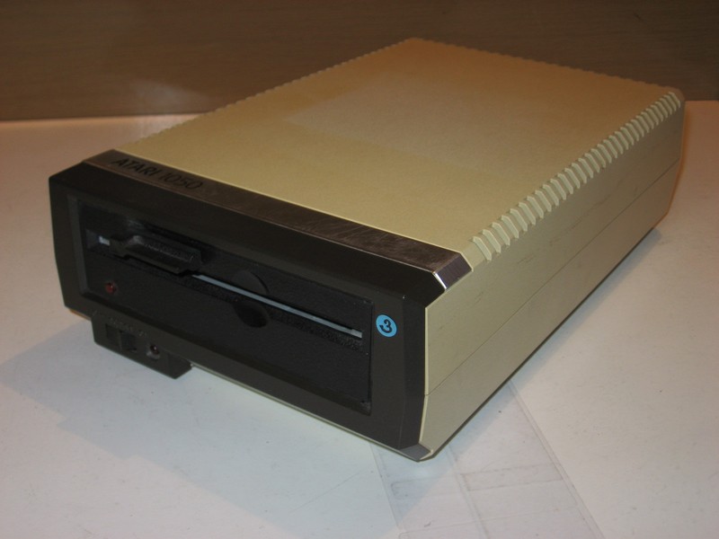 fdd_(atari)_atari_1050_spod.jpg, 63 kB