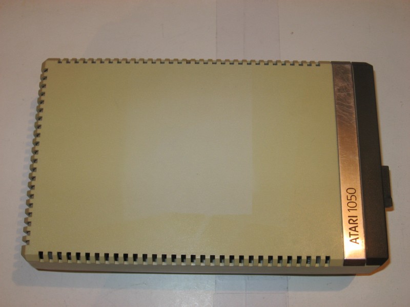 fdd_(atari)_atari_1050_zvrchu.jpg, 67 kB