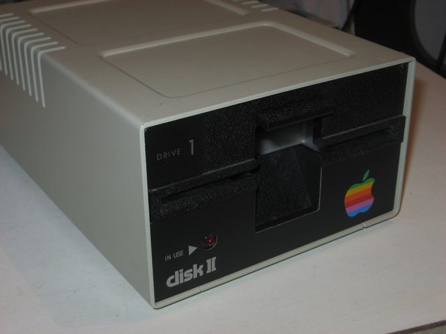 fdd_apple_velka_spod.jpg, 38 kB