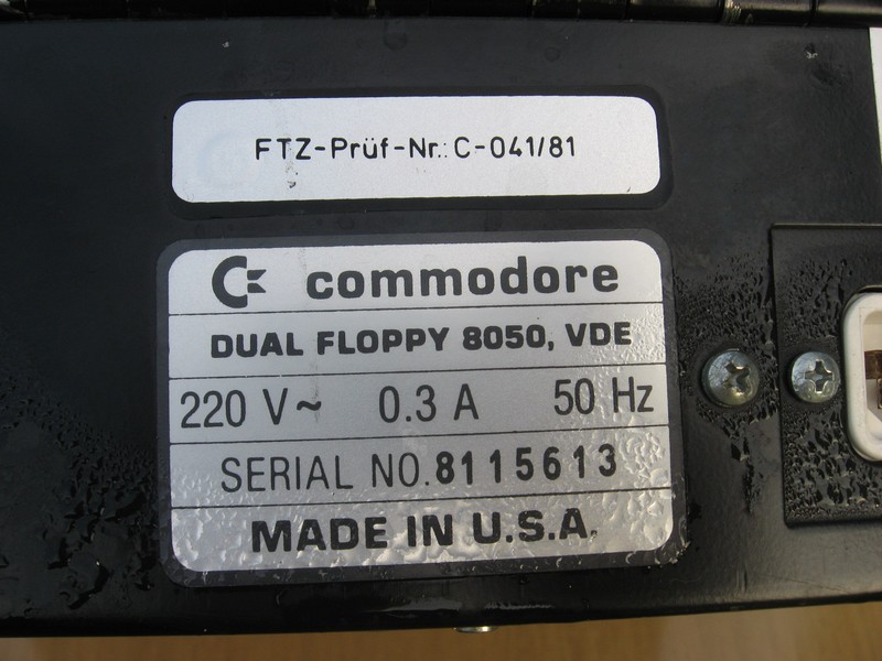 fdd_commodore_cbm8050_detail2.jpg, 111 kB