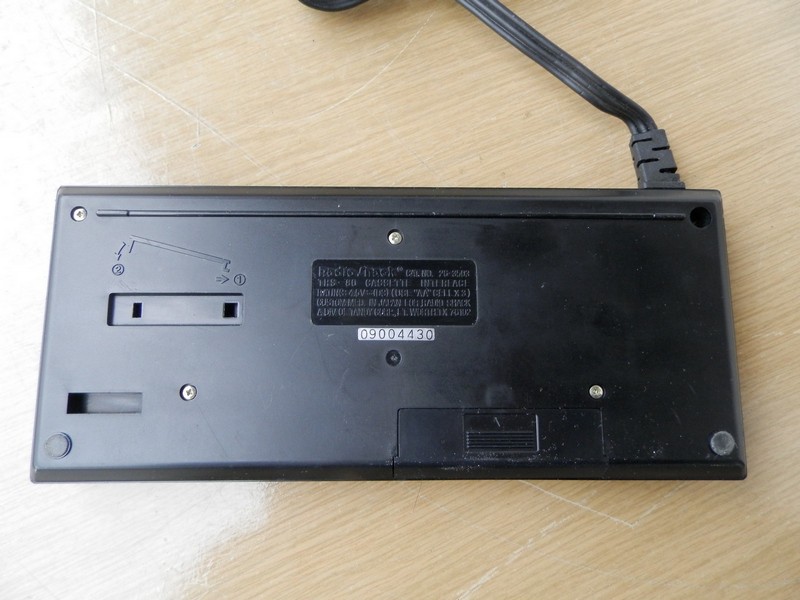 interface_tandyradioshack_pc1_tapeinterface_vzad.jpg, 107kB