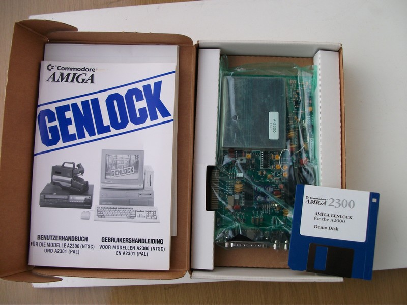 karta_(amiga)_genlock_commodore_amiga2300_vse.jpg, 171 kB