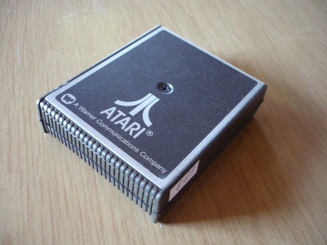 kartridz_(atari)_atari_cxl4020_spod.jpg, 64 kB