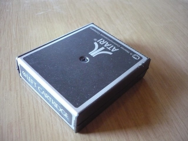 kartridz_(atari)_atari_cxl4020_vrch.jpg, 61 kB