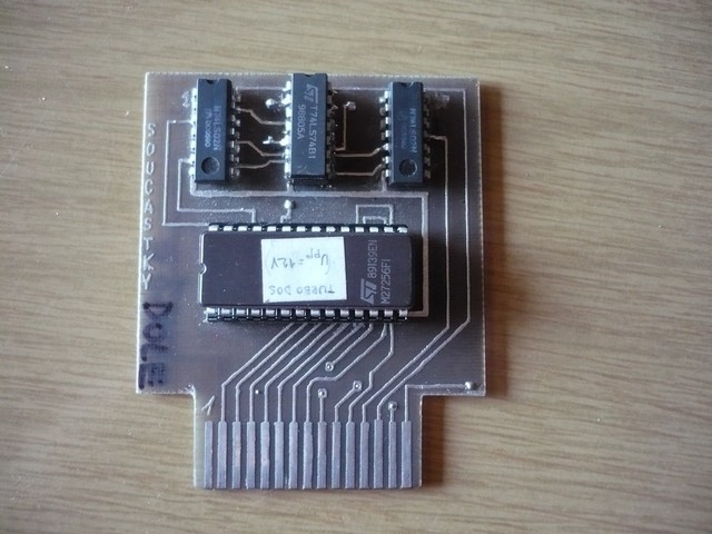 kartridz_(atari)_hm_desticka_pred.jpg, 74 kB