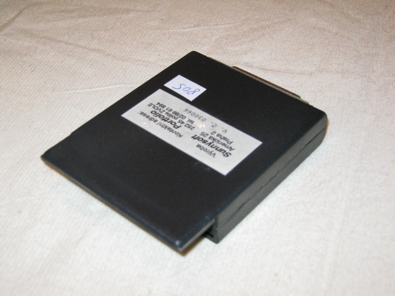 kartridz_(atari-portfolio)_paralelnirozhrani_vrch.jpg, 90 kB