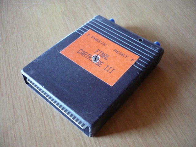 kartridz_(commodore)_finalcartridge3_spod.jpg, 66 kB