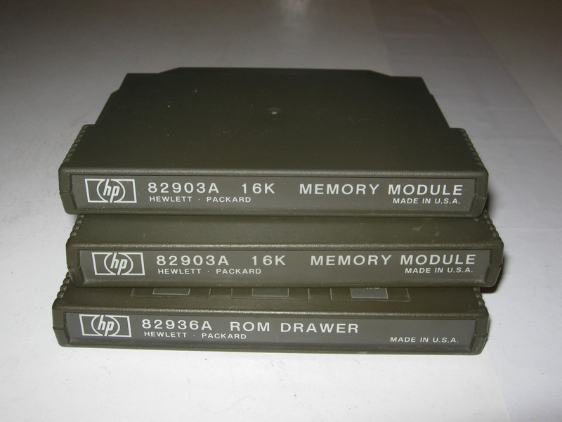 kartridz_hewlettpackard_hp85_serialinterface_3kartridzepred2.jpg, 77 kB