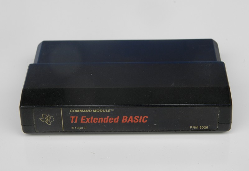 kartridz_texasinstruments_tiextendedbasic_pred.jpg, 56kB