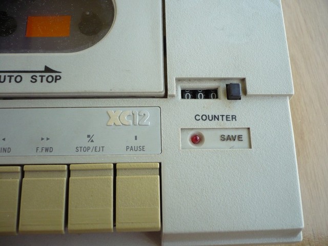 kazetovamechanika_(atari)_atari_xc12_detail.jpg, 90 kB