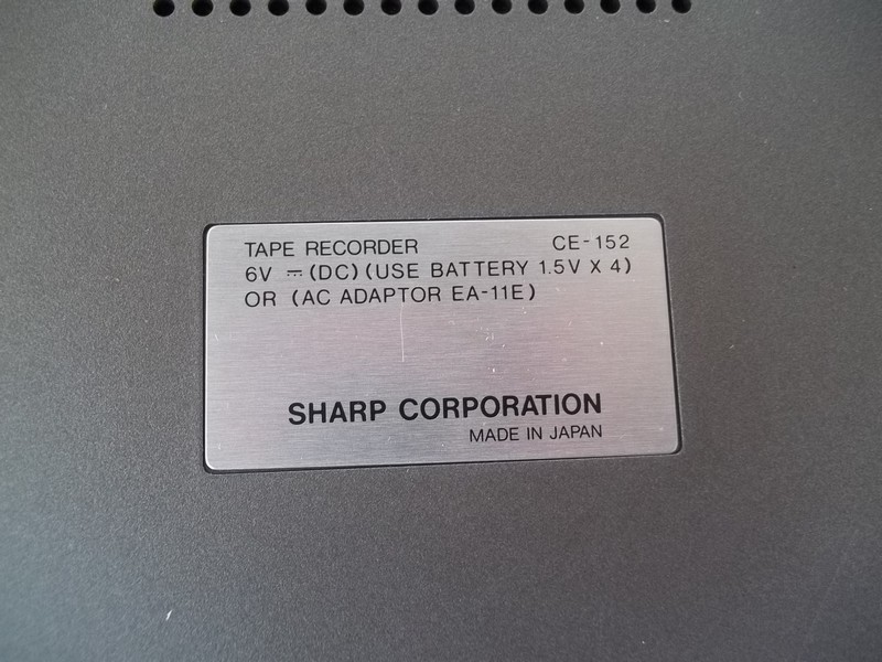 kazetovamechanika_sharp_ce152_stitek.jpg, 157 kB