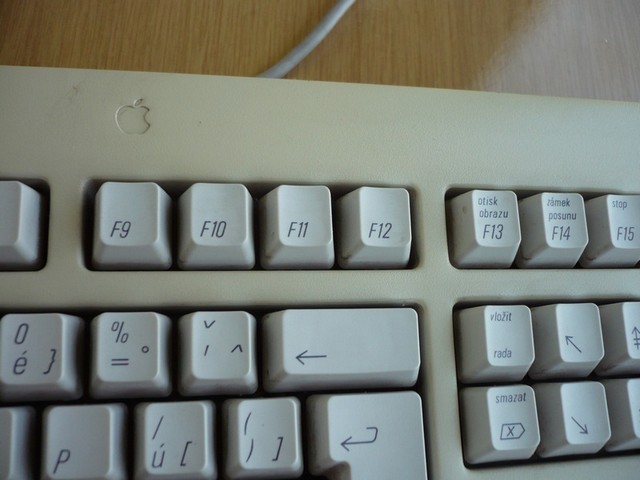 klavesnice_apple_macintoshbezna_detail.jpg, 83 kB