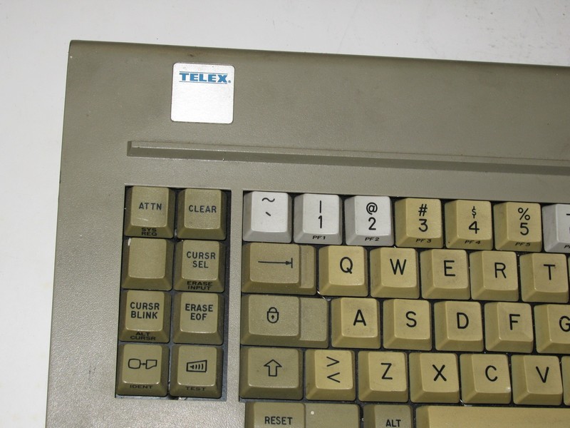 klavesnice_telex_detail.jpg, 107 kB