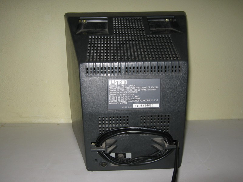 monitor_amstrad_gt65_vzad.jpg, 97 kB