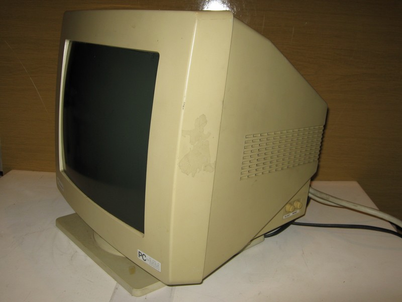 monitor_amstrad_pc1512_spod.jpg, 64 kB