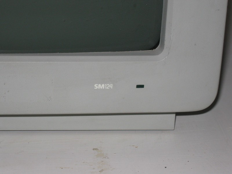 monitor_atari_sm124jiny_detail.jpg, 63 kB