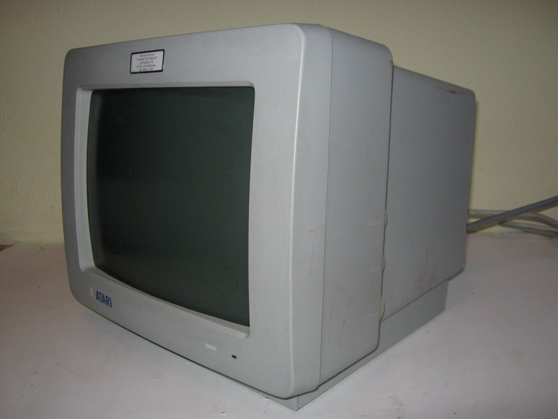 monitor_atari_sm124jiny_spod.jpg, 61 kB