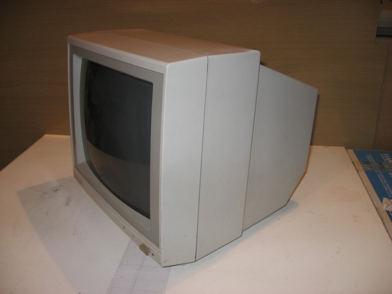 monitor_commodore_spod.jpg, 60 kB