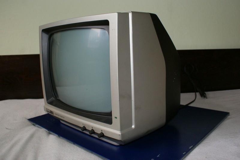 monitor_philips_computermonitorv70001_spod.jpg, 109 kB