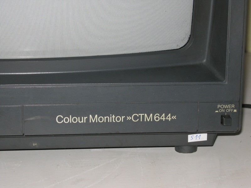 monitor_schneider_ctm644_detail.jpg, 87 kB