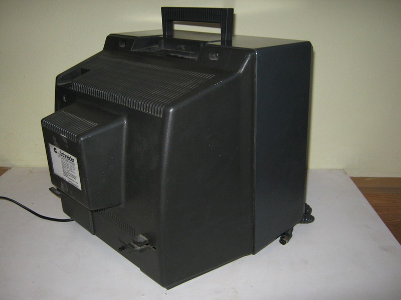 monitor_schneider_ctm644_vrch.jpg, 72 kB