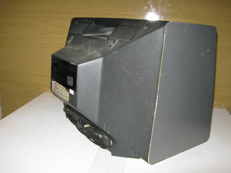 monitor_tandy_trs80model1_vrch.jpg, 93 kB