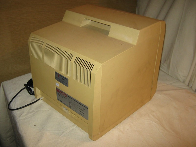 monitor_unitrapolkolor_mm12p_vrch.jpg, 82 kB