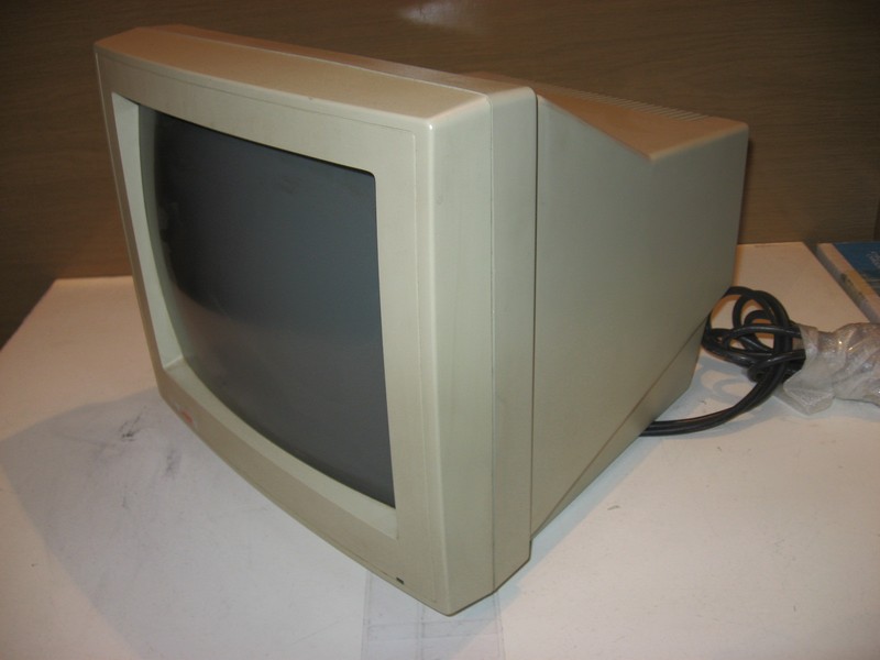 monitor_vtech_laser128_spod.jpg, 63 kB