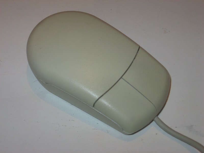 mys_kul_2tl_(amiga)_commodore2_spod.jpg, 54 kB