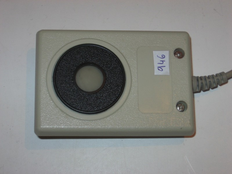 mys_vtech_laser128_vzad.jpg, 80 kB