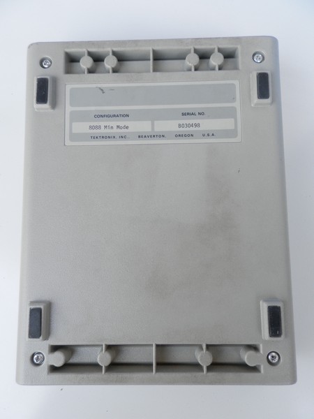 ostatni_tektronix_pm201_vzad.jpg, 51kB