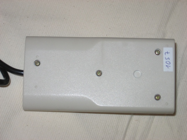 ovladac_joypad_sord_m5_js5_vzad.jpg, 98 kB