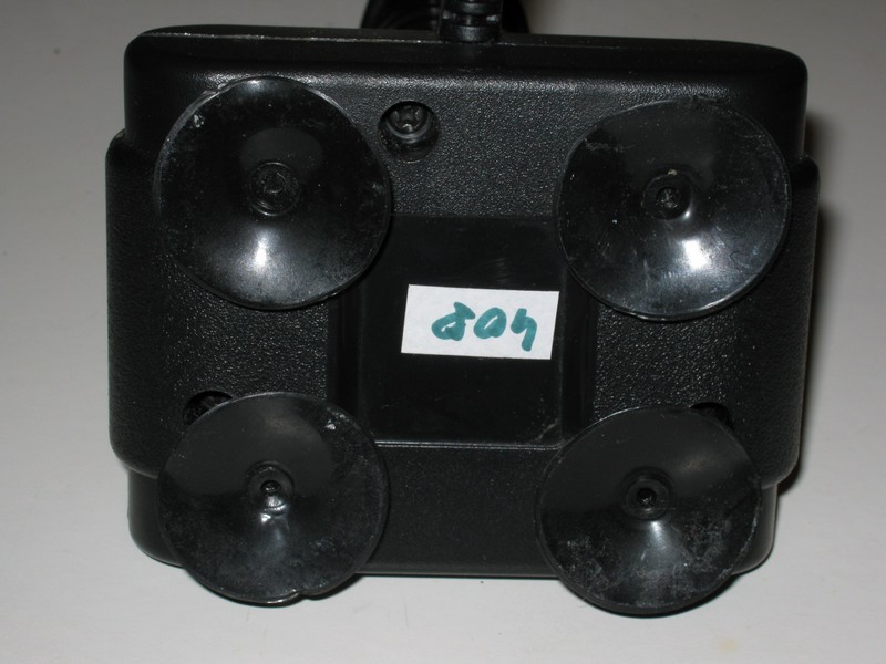 ovladac_joystick_cernytricervenytlacitka_vzad.jpg, 91 kB