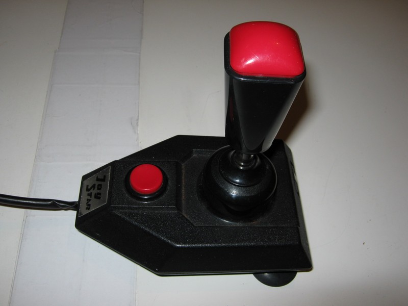 ovladac_joystick_joystar_pred.jpg, 63 kB