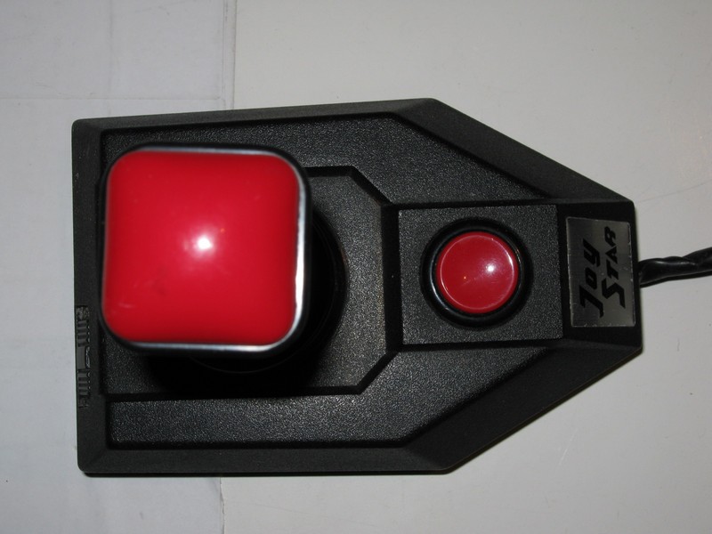 ovladac_joystick_joystar_pred2.jpg, 86 kB