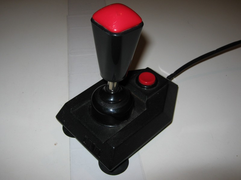 ovladac_joystick_joystar_vrch.jpg, 59 kB