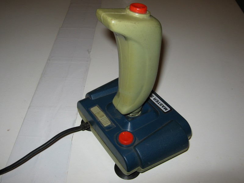 ovladac_joystick_mastershot_vrch.jpg, 66 kB