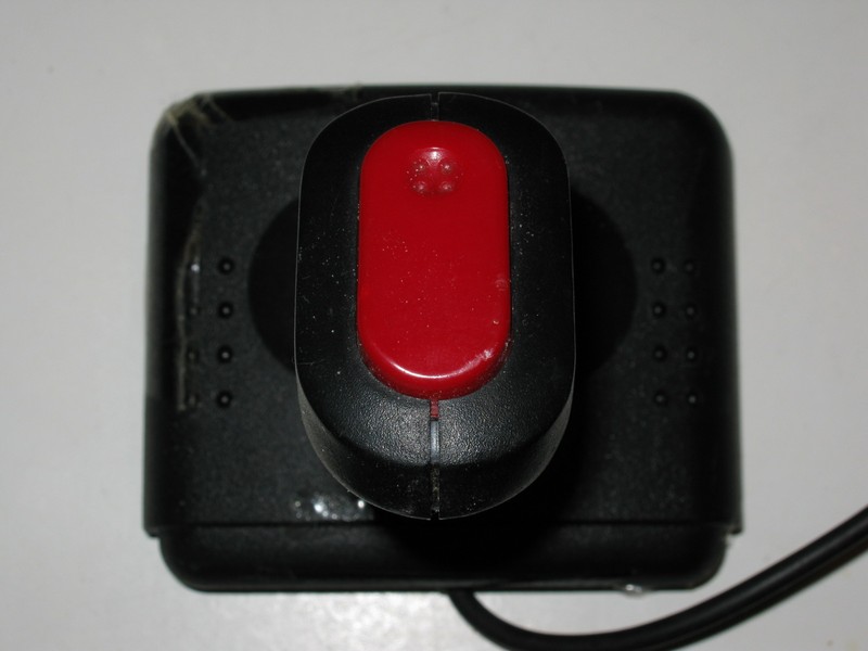 ovladac_joystick_qji_turbosv121_pred2.jpg, 61 kB