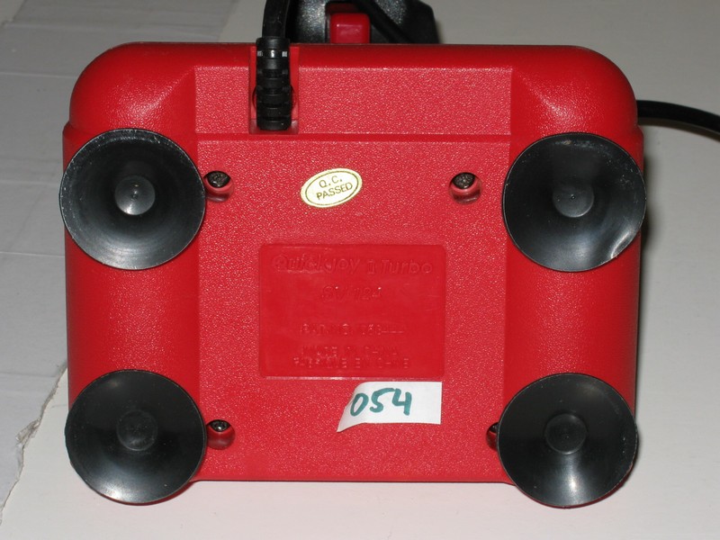 ovladac_joystick_quickjoy2turbo_qs124_vzad.jpg, 118 kB