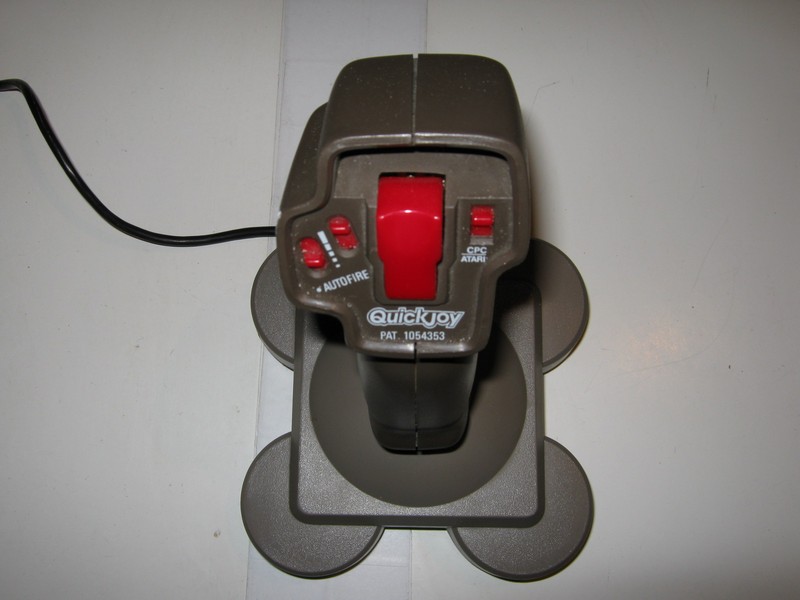 ovladac_joystick_quickjoy_je_pred2.jpg, 69 kB