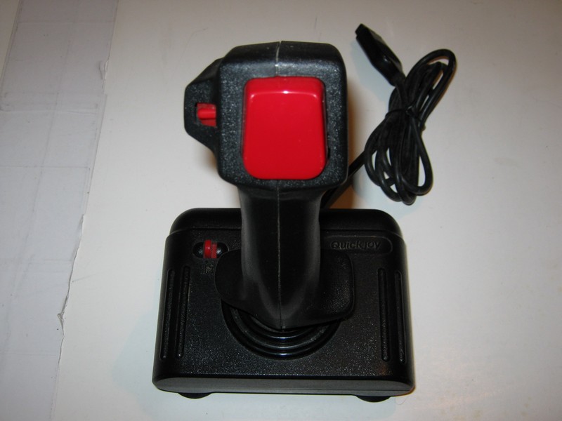 ovladac_joystick_quickjoy_sv122_pred.jpg, 72 kB